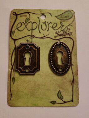 2 Antiqued Keyhole Craft Supplies Scrapbook Pendant Findings Explorer Hobby New